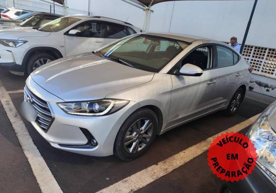 HYUNDAI ELANTRA 2.0 16V FLEX 4P AUTOMÁTICO HYUNDAI ELANTRA 2.0 16V FLEX 4P AUTOMÁTICO